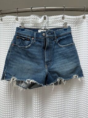 Abercrombie & Fitch Curve Love The Mom Short 2